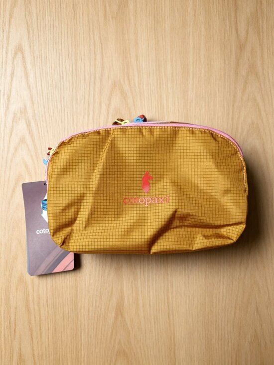 cotopaxi Handbags - Cotopaxi Travel Toiletry Bag Multicolor Cosmetic Pouch Zippered Organizer